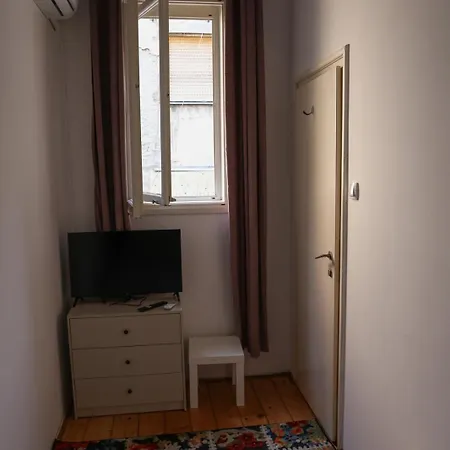 Old Town Echo * Bělehrad